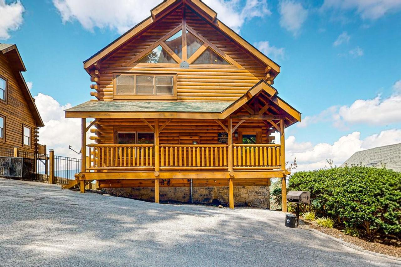A Walk In The Clouds Villa Pigeon Forge Exterior photo